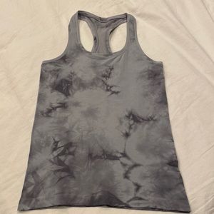 Lululemon Swiftly tech tank, sz 6